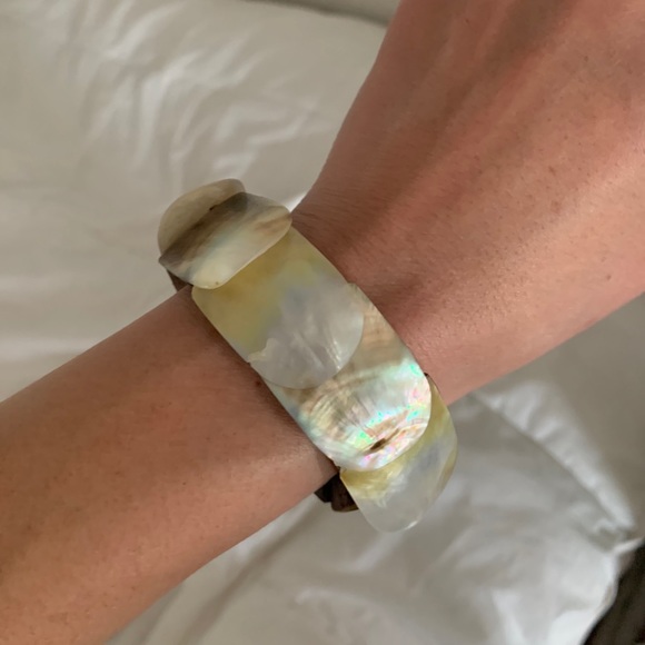 Shell necklace - Picture 2 of 3